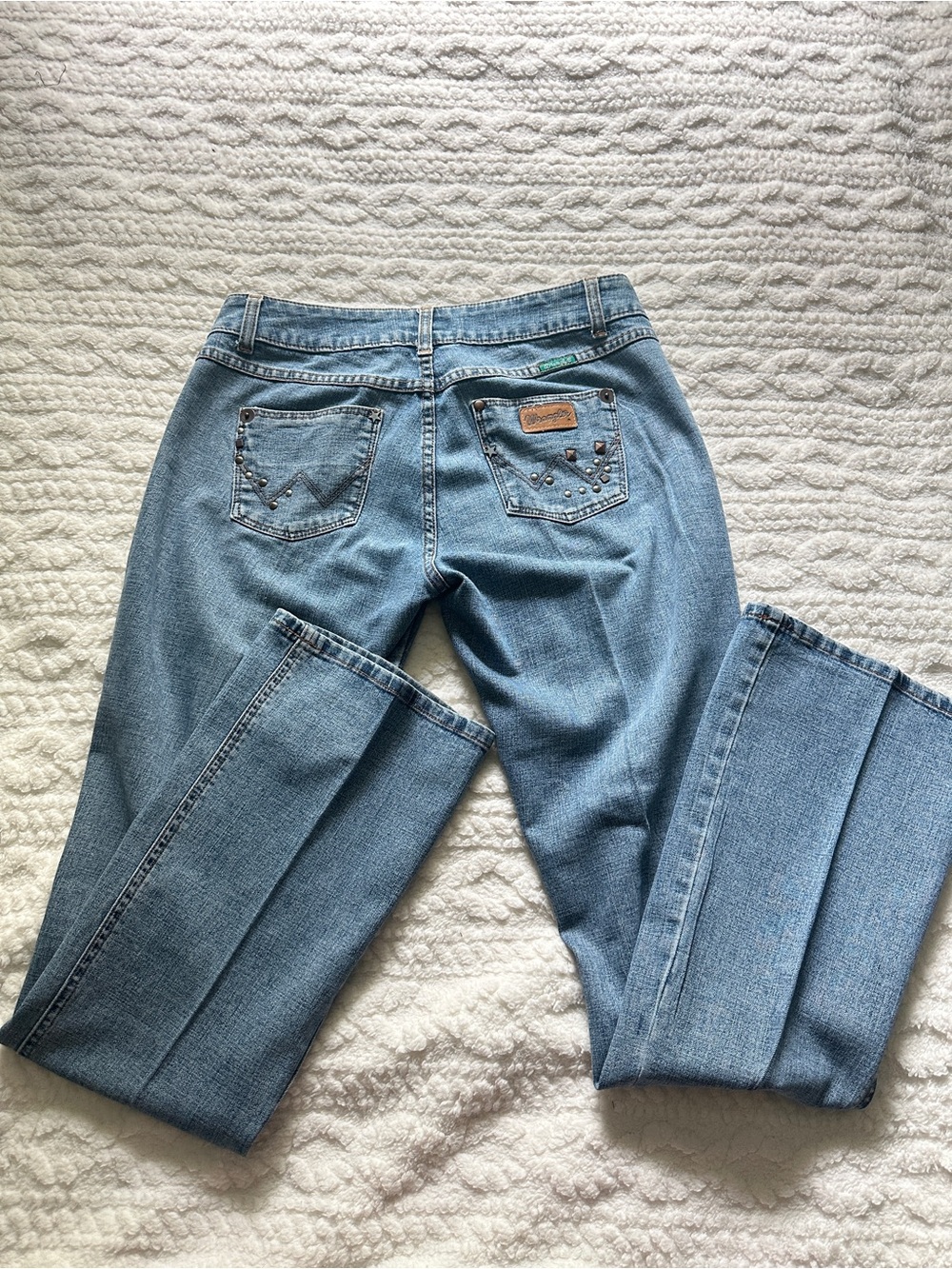 Classic Light Blue Women's Jeans with Studded Back Pockets